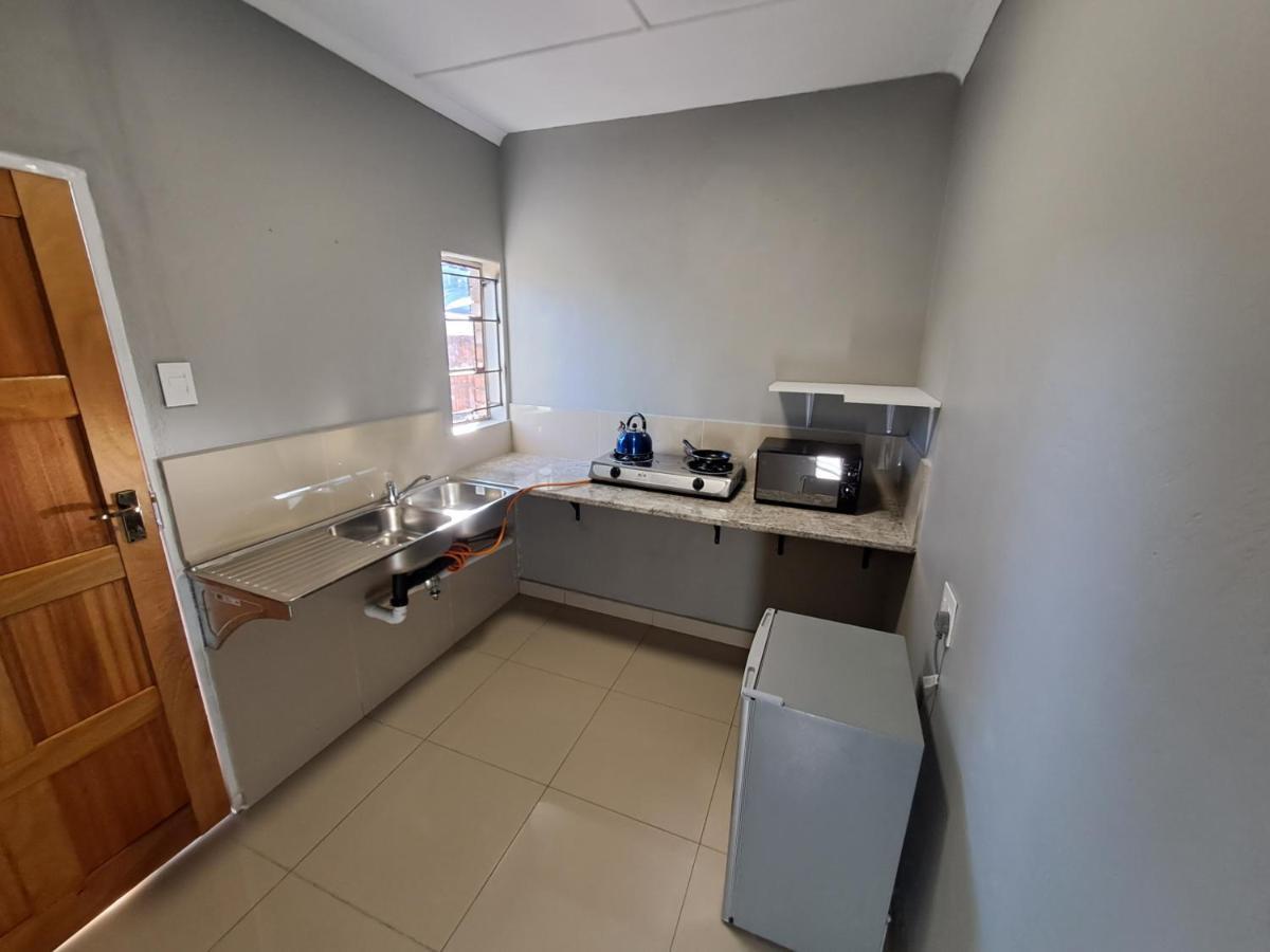 Rocky Hills Guesthouse Piet Retief Buitenkant foto