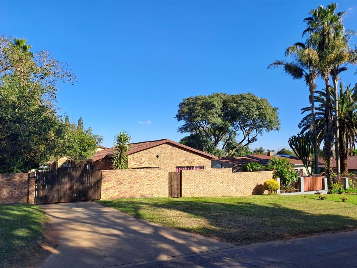 Rocky Hills Guesthouse Piet Retief Buitenkant foto
