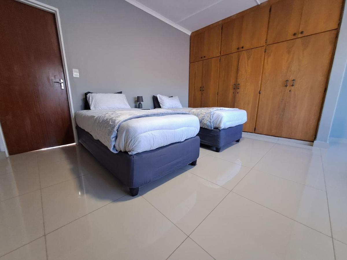 Rocky Hills Guesthouse Piet Retief Buitenkant foto
