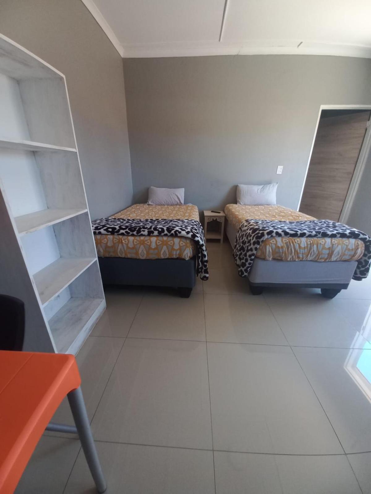 Rocky Hills Guesthouse Piet Retief Buitenkant foto