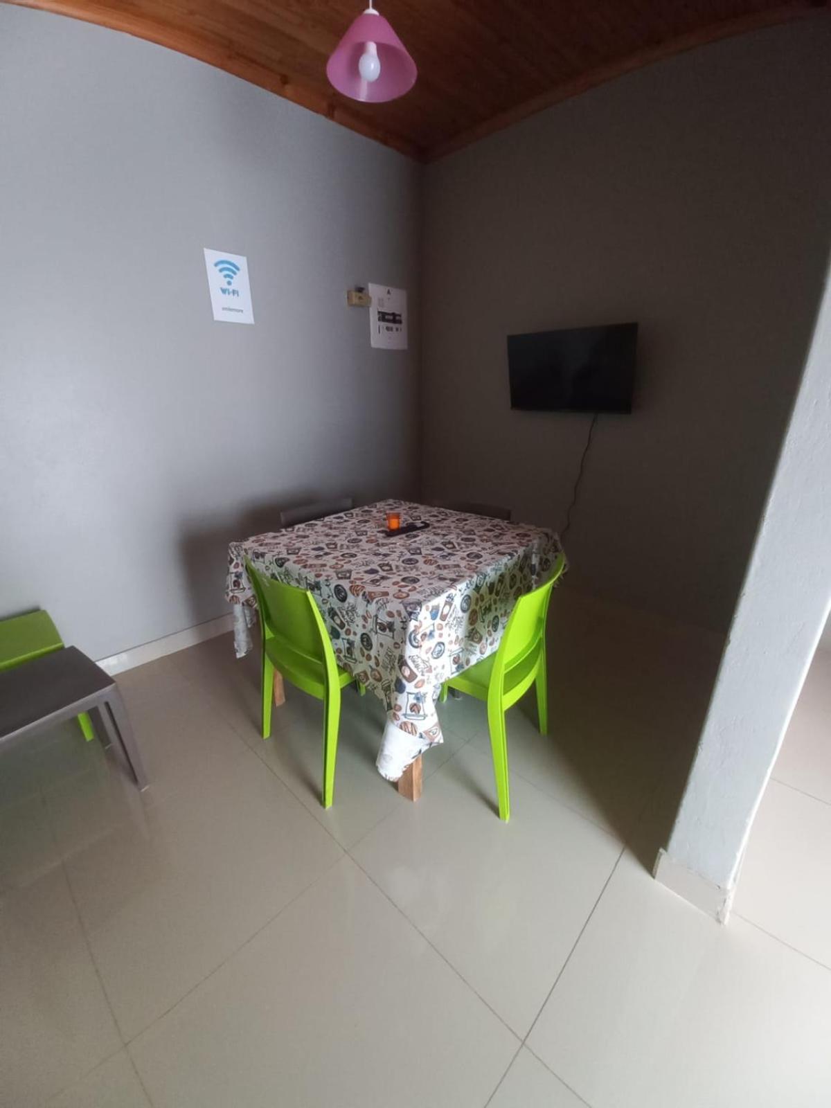 Rocky Hills Guesthouse Piet Retief Buitenkant foto