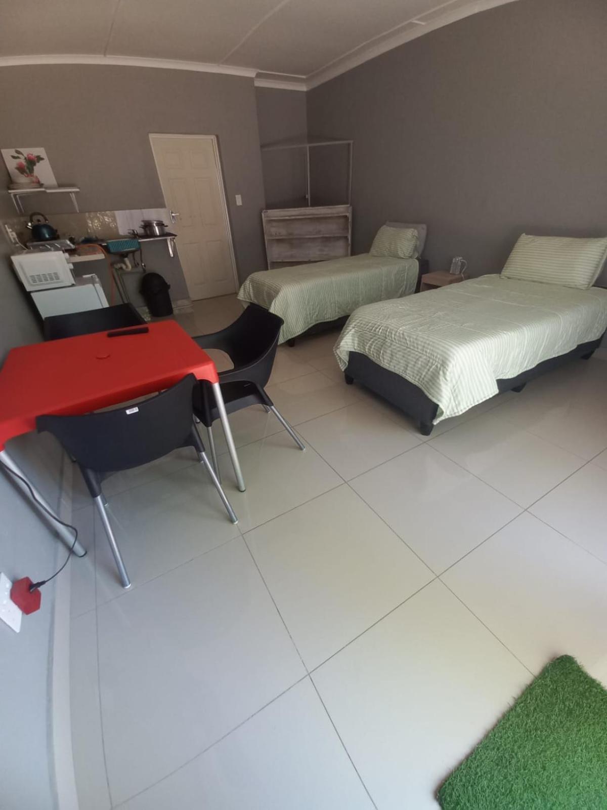 Rocky Hills Guesthouse Piet Retief Buitenkant foto
