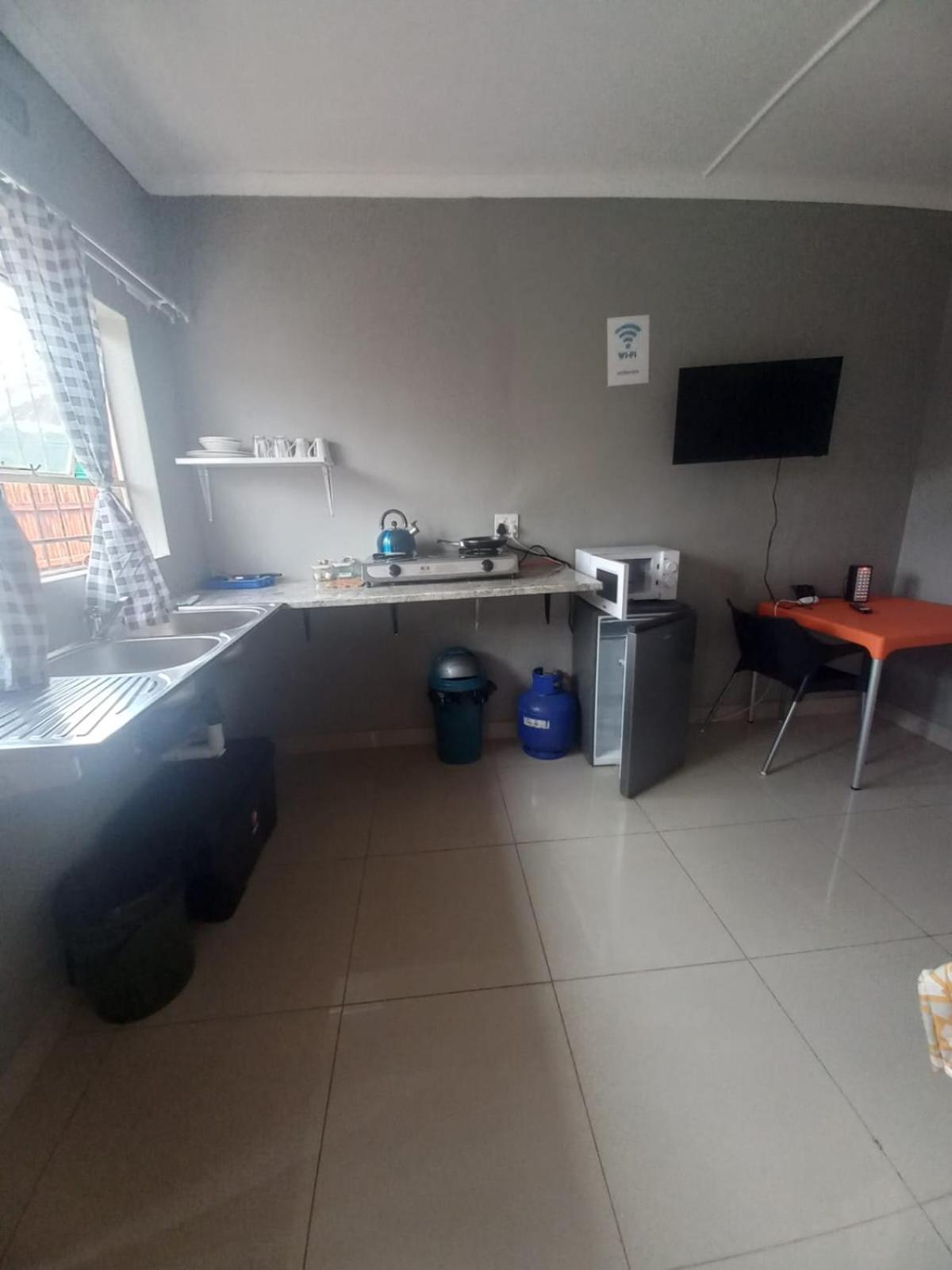 Rocky Hills Guesthouse Piet Retief Buitenkant foto