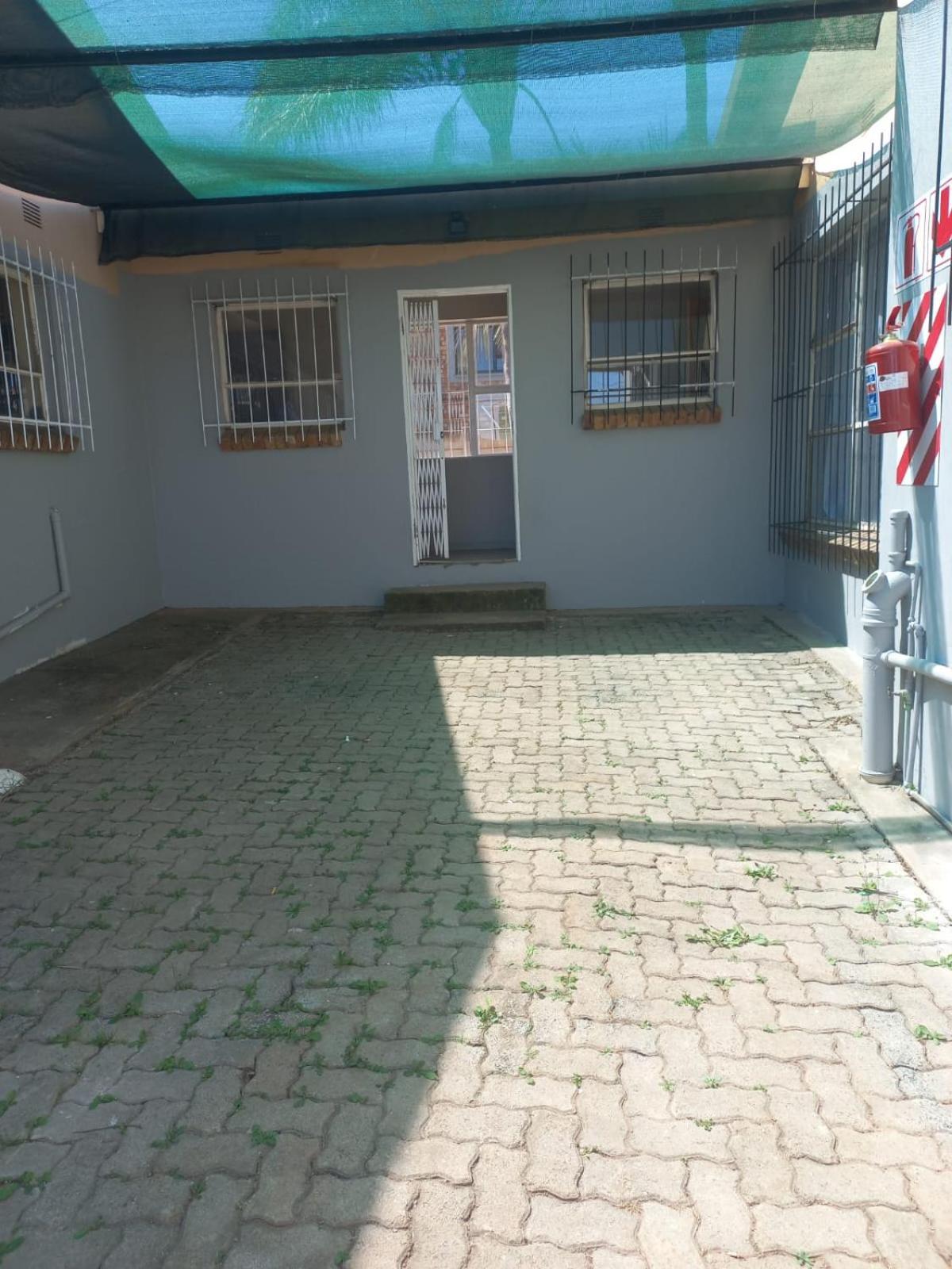 Rocky Hills Guesthouse Piet Retief Buitenkant foto